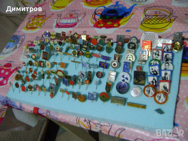 Значки 150 броя на различни фирми и брандове редки