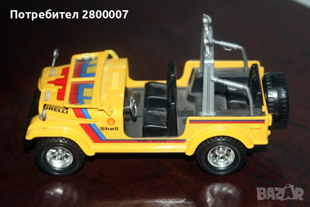 Jeep Wrangler. Bburago. 1/24, снимка 3 - Колекции - 54013282