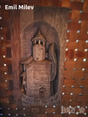 Картини от дърворезба