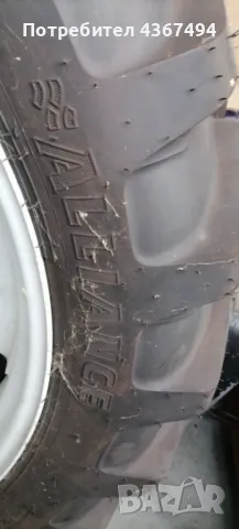 Гуми с джанти от Италиянска прикачна пръскачка, снимка 3 - Селскостопанска техника - 48846379