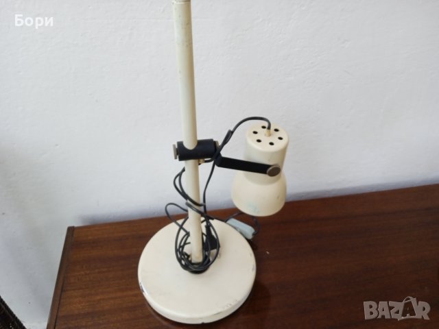 Настолна лампа, снимка 2 - Настолни лампи - 40753520