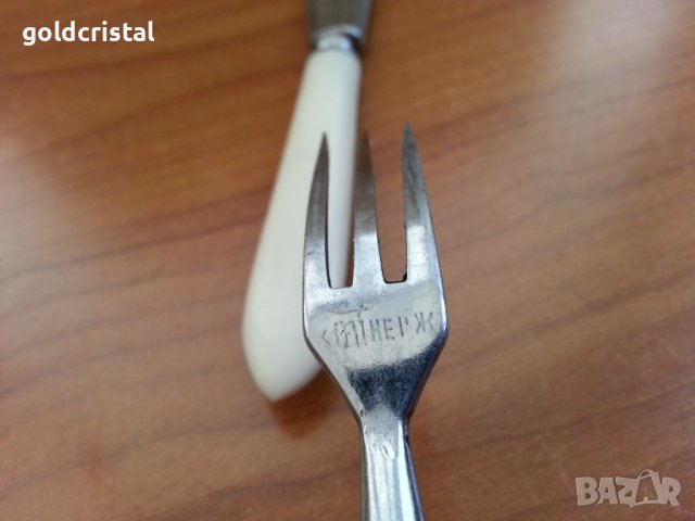Руски десертни прибори виличка и ножче , снимка 3 - Антикварни и старинни предмети - 36720992