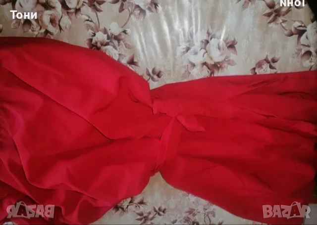 Ново Червена Дамска Рокля с Едно Рамо М, снимка 3 - Рокли - 50689998