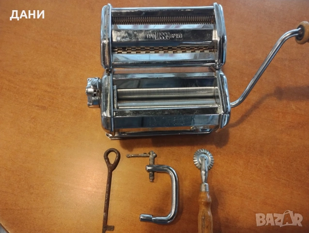 Ръчна Машина за паста.Италия,Торино за талиатели, спагети,фетучини