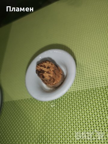 Старо порцеланово шише за алкохол с ловни мотиви , снимка 5 - Други ценни предмети - 40689749