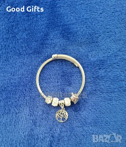 Дамска гривна тип Пандора с 5 броя талисмани, Дървото на живота , снимка 2 - Гривни - 49192572