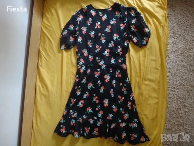 Нова черна флорална мини рокля Zara, размер XS, снимка 3 - Рокли - 51149855
