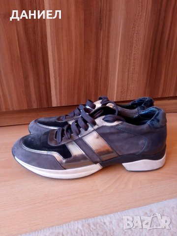 Оригинални Дамски обувки TOD'S номер 38.5, снимка 1 - Дамски ежедневни обувки - 38361391
