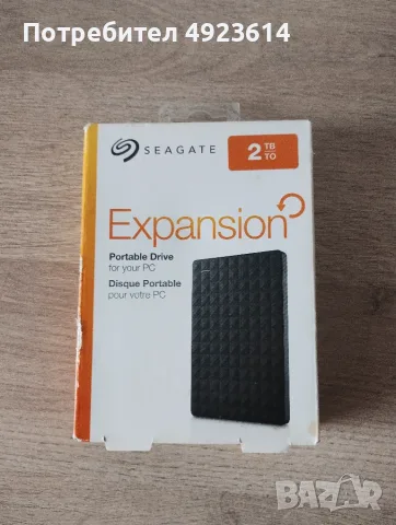 НОВ неотварян Seagate 2TB преносим хард диск