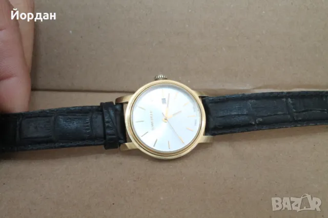 Даммски Швейцарски часовник '' Wenger'' , снимка 9 - Дамски - 49933988