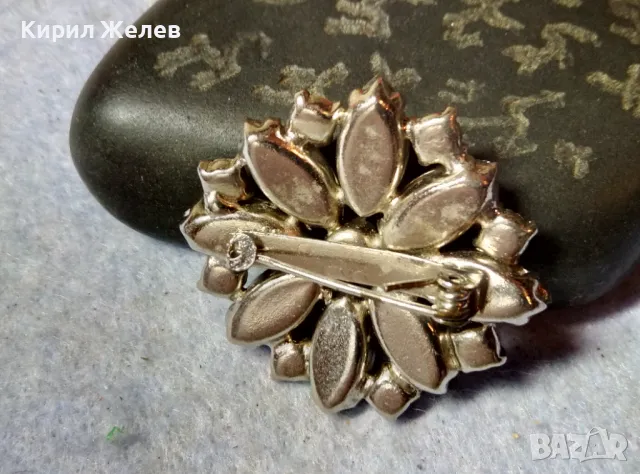 ПРЕКРАСНА СРЕБРИСТА ВИНТИДЖ АРТ КРИСТАЛНА БРОШКА ЦВЕТЕ с БЛЕСТЯЩ ФАСЕТИРАН ПЛАНИНСКИ КРИСТАЛ 85184, снимка 3 - Други - 48734007