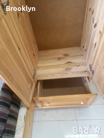 Продават се 2 броя чамови гардероби, снимка 6 - Гардероби - 54081535