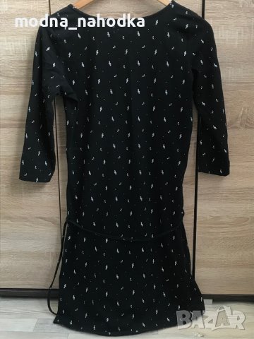 Красива черна рокля с бели нотички (еластична), снимка 3 - Рокли - 37619484