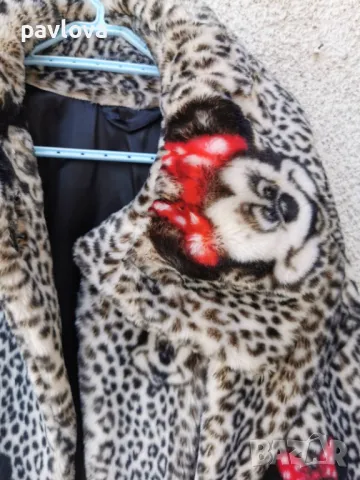 Само днес на цена палто марка Disney оригинално, снимка 5 - Палта, манта - 49209883