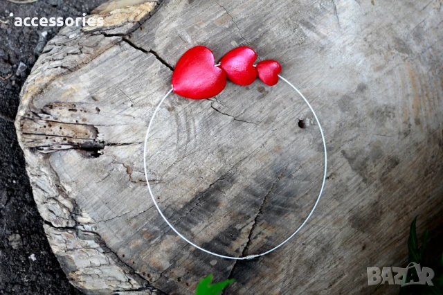 Колие с три червени сърца, снимка 2 - Колиета, медальони, синджири - 51082203