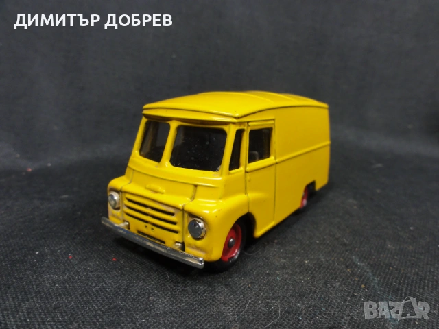 СТАРА РЕТРО МЕТАЛНА КОЛИЧКА MORRIS LD150 VAN CORGI