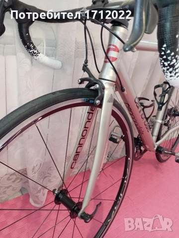 Шосеен велосипед Cannondale r700 Campagnolo, снимка 4 - Велосипеди - 54044781