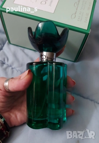 Пет различни броя / Дамски маркови парфюми Escada, Oscar de la Renta, Guess by Marchiano , снимка 13 - Дамски парфюми - 54016952