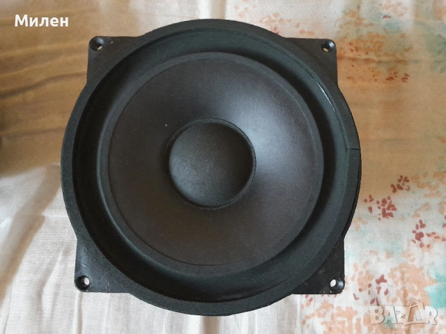 Басови ВКН 1031 Алнико