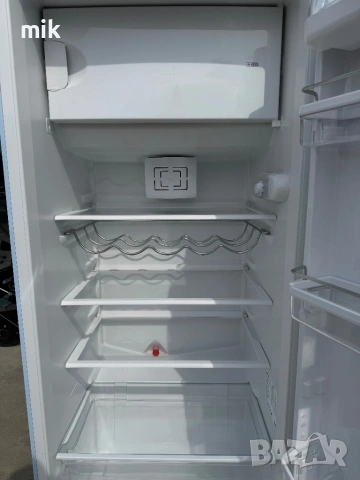 Перфектен Син Хладилник с камера SMEG, снимка 13 - Хладилници - 53924778