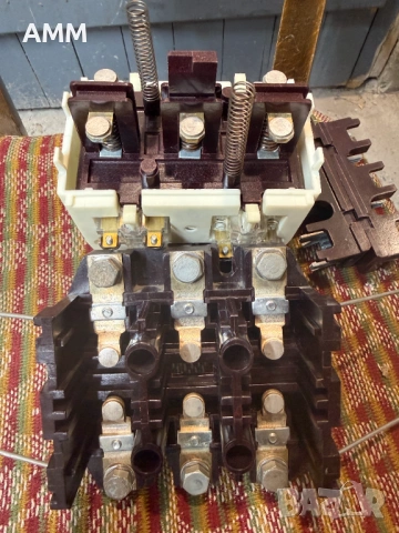 Чешки контактор 100А. / 220V., снимка 3 - Други машини и части - 53168795