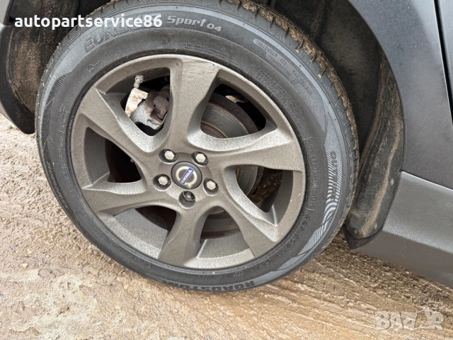 На части Volvo v40 Cross Country 1.6d auto 2014 година, снимка 11 - Автомобили и джипове - 53214747