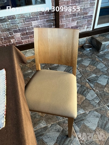 масивна маса със струговани крака и 6 броя масивни столове , снимка 3 - Маси - 52496135