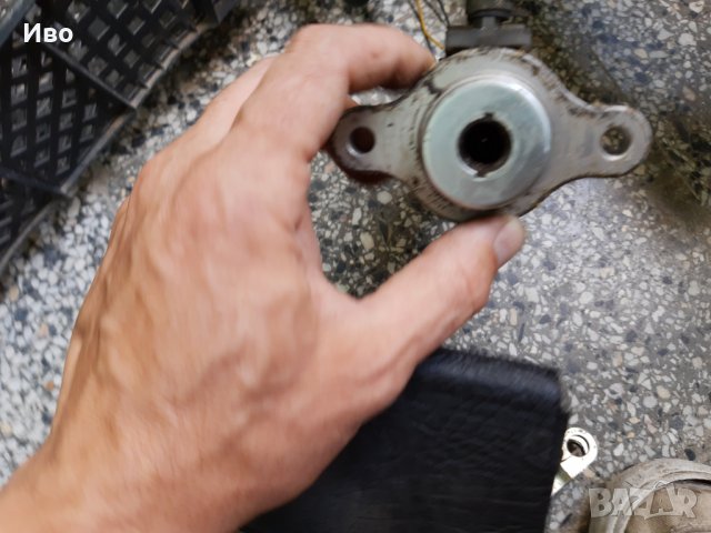 Спирачна помпа за Mitsubishi Outlander  Мицубиши Аутлендър 1 2.0i, снимка 3 - Части - 29371316