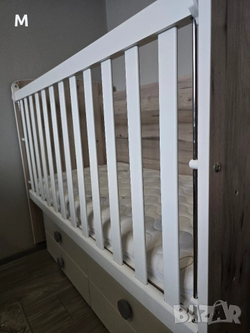Бебешка кошара / легло с подвижна решетка на три нива в цвят- северен дъб+бял, снимка 4 - Бебешки легла и матраци - 53226703