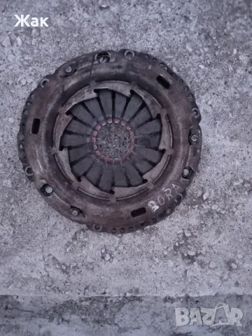притискателен диск бора