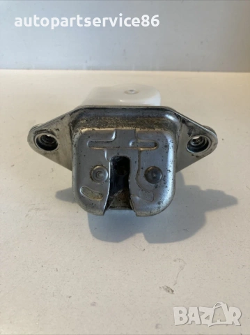 Заключващ механизъм за задна врата за Subaru Outback 2.0 Дизел (2010)