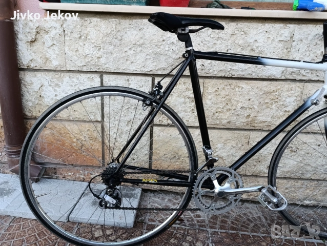 Продавам шосеен бегач  Aris, снимка 4 - Велосипеди - 54044964