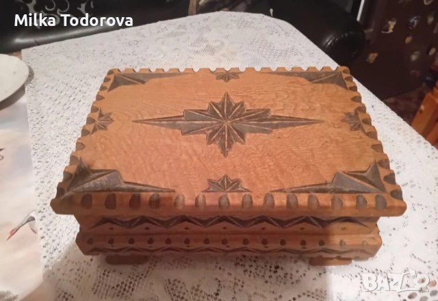 дървена масивна кутия , снимка 7 - Антикварни и старинни предмети - 54282856