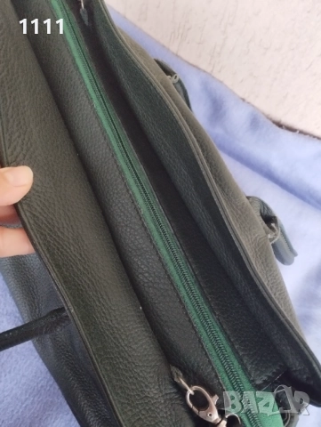 Италианска чанта естествена кожа тъмно зелен цвят., снимка 8 - Чанти - 52131440