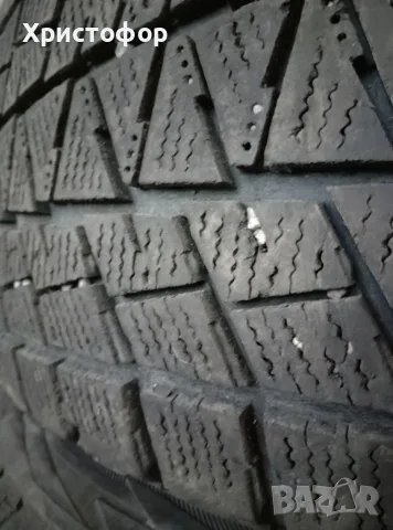 2бр. bridgestone blizzak 235 65 17, снимка 4 - Гуми и джанти - 56008056