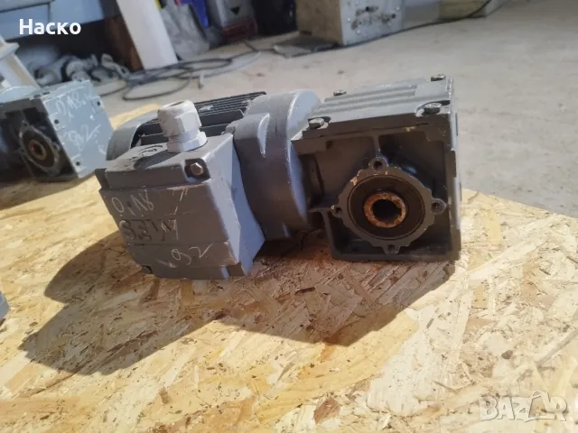 електромотор с редуктор SEW 0.18 kW 92 оборота , снимка 5 - Електродвигатели - 49897725