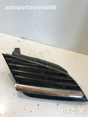 Десна решетка на предната броня за Nissan Primera P12 2.2 dCi (2005) 62320Au300