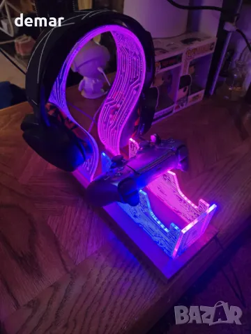 YuanDian стойка за слушалки и контролери със синя розова LED нощна светлина, снимка 8 - Друга електроника - 49285288