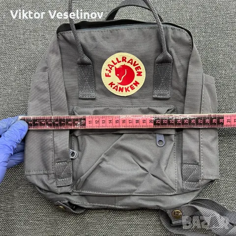 Оригинална Раница Fjallraven Kanken Сива, снимка 8 - Раници - 56184888