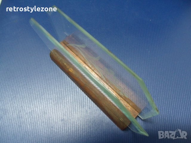 № 6914 стар салфетник   - дърво,стъкло  - гравирани орнаменти  - размер 15 / 9 / 3,3 см , снимка 5 - Други ценни предмети - 40146162