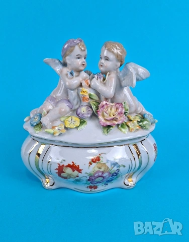Порцеланова кутия / бижутерка с ангели