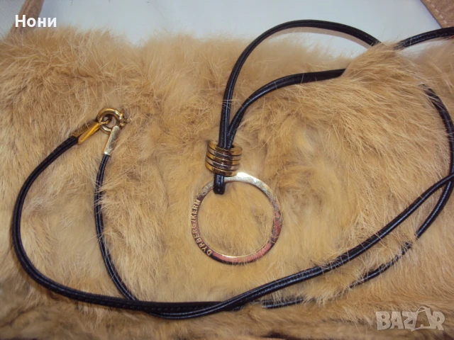 Дизайнерска гривна Dyrberg/kern с дълго колие което пада към гърдите, снимка 2 - Колиета, медальони, синджири - 51219681