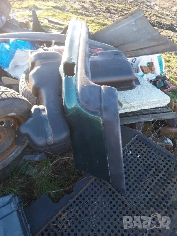 здравейте продавам предна и задна Броня от лагуна 98г, снимка 3 - Аксесоари и консумативи - 48624418