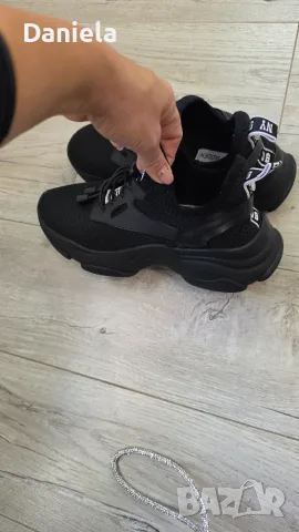 Дамски сникърси Steve Madden, снимка 3 - Маратонки - 56424699