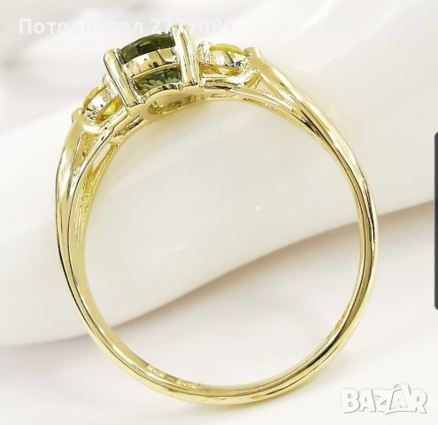 Дизайнерски женски златен пръстен със сапфир и диаманти, снимка 3 - Пръстени - 40543020