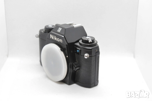 Фотоапарат Nikon EM, снимка 4 - Фотоапарати - 52404710