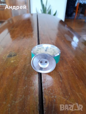 Часовник,Будилник Слава #2, снимка 7 - Антикварни и старинни предмети - 35246146