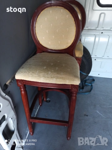 Бар столове тип щъркел