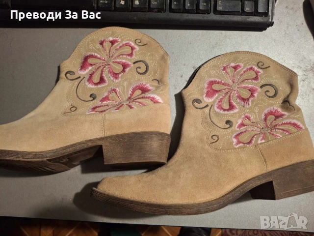 Ботуши дамски велурени, снимка 2 - Дамски ботуши - 54272504