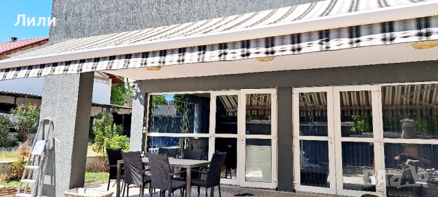 масивна луксозна къща с басейн